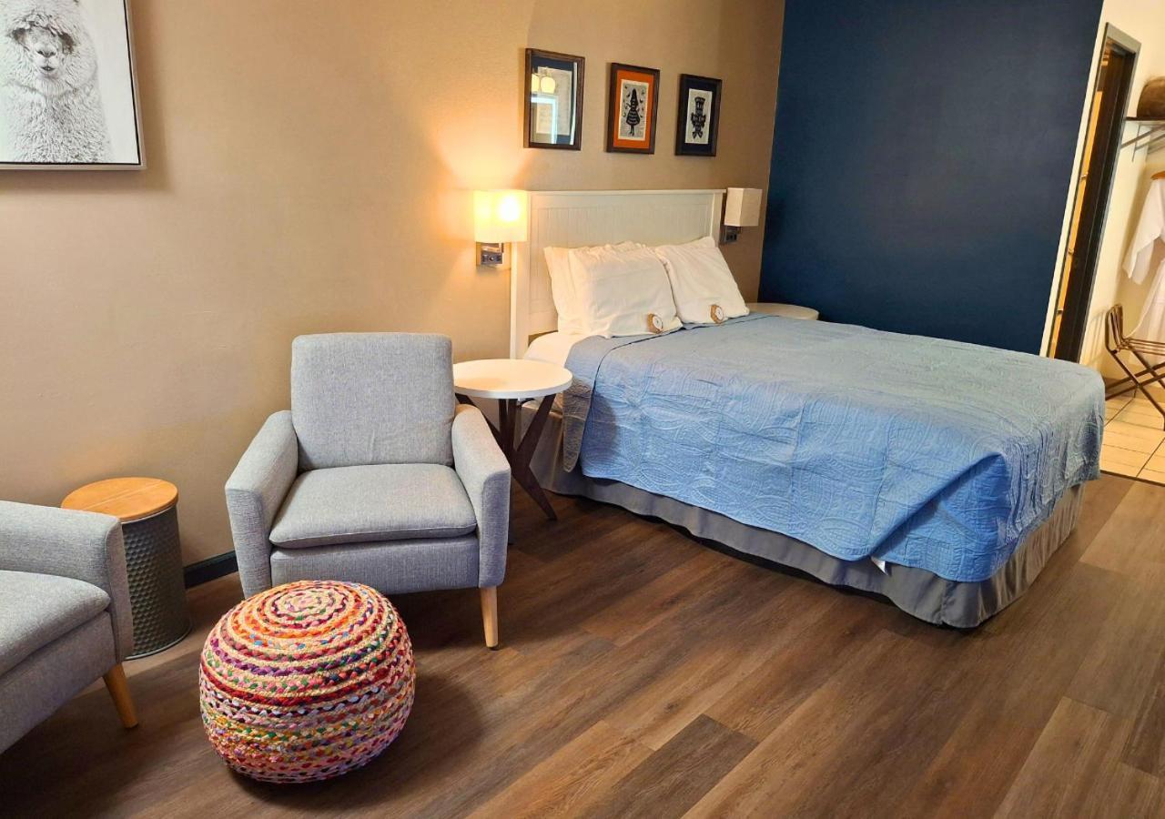 Shady Acre Inn And Suites Branson West Eksteriør billede