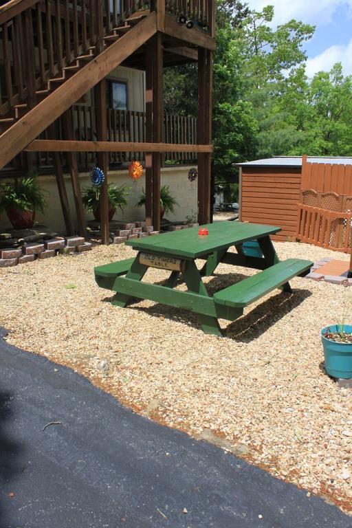 Shady Acre Inn And Suites Branson West Eksteriør billede